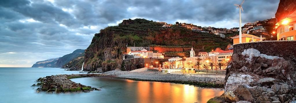 beach cove in Madeira