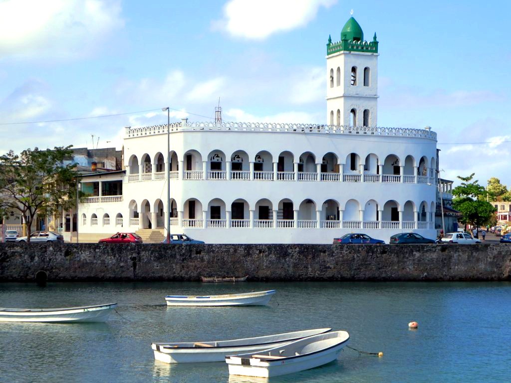 Comoros LLC Capitol